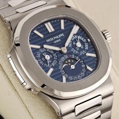 Patek Philippe Nautilus 5740/1G-001