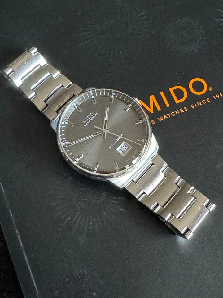 Mido Commander M021.626.11.061.00