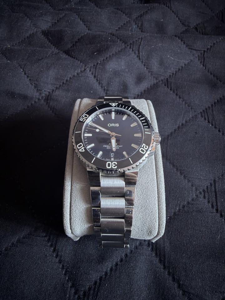 Oris Aquis 01 733 7732 4135-07 8 21 05PEB