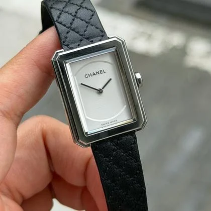 Chanel Boy-Friend H6401