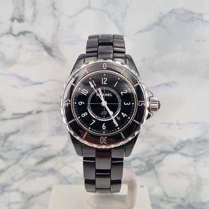 Chanel J12 H0682