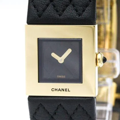 Chanel H0109