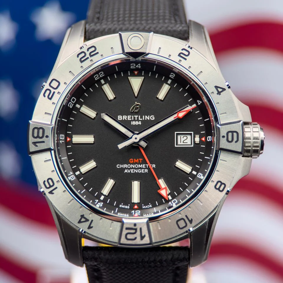 Breitling Avenger A32320101B1X1