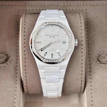 Girard Perregaux Laureato 81005D82A732-32A
