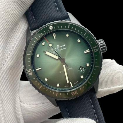 Blancpain Fifty Fathoms Bathyscaphe 5000 0153 B52A