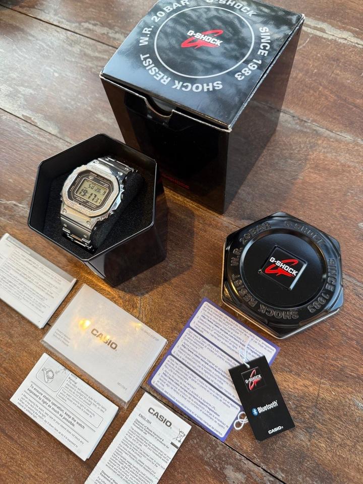 Casio G-Shock GMW-B5000