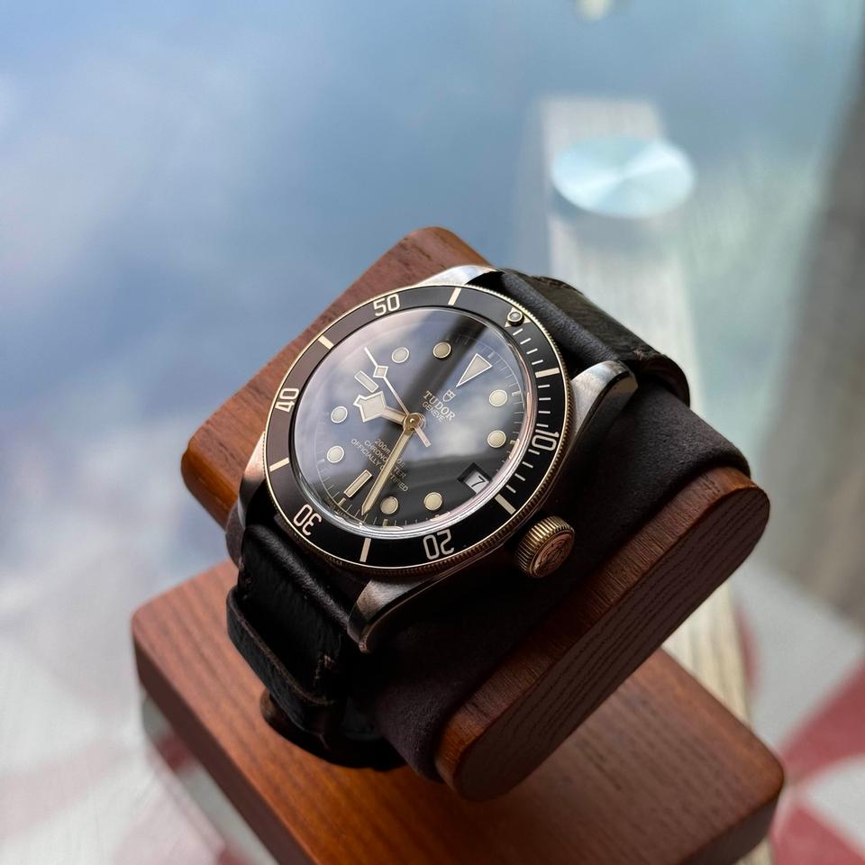 Tudor Black Bay Recently Serviced; Full Set