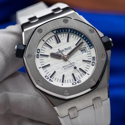Audemars Piguet Royal Oak Offshore Diver 15710ST.OO.A010CA.01