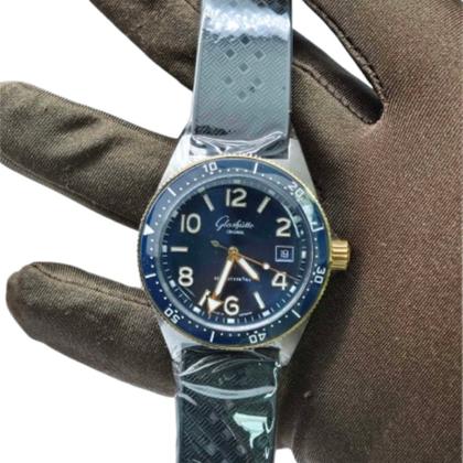 Glashütte Original SeaQ 1-39-11-10-90-33