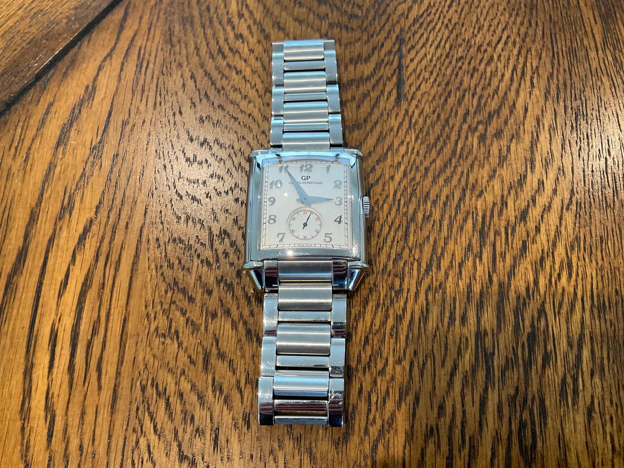 Girard Perregaux Vintage 1945 25880-11-121-BB6A