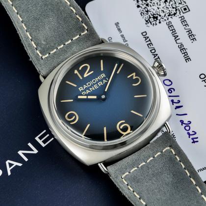 Panerai Radiomir PAM 01335