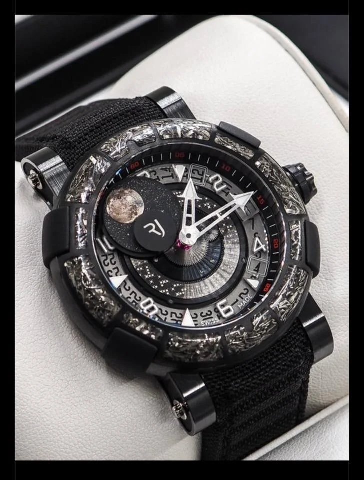 Romain Jerome Moon-DNA 1S45L.TZTR.8023.PR.ASN19