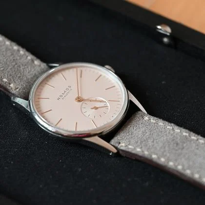 NOMOS Orion 325