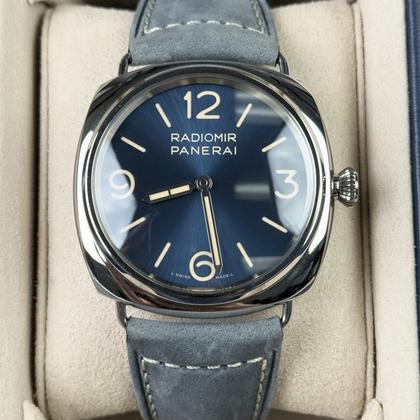 Panerai Radiomir PAM 01383