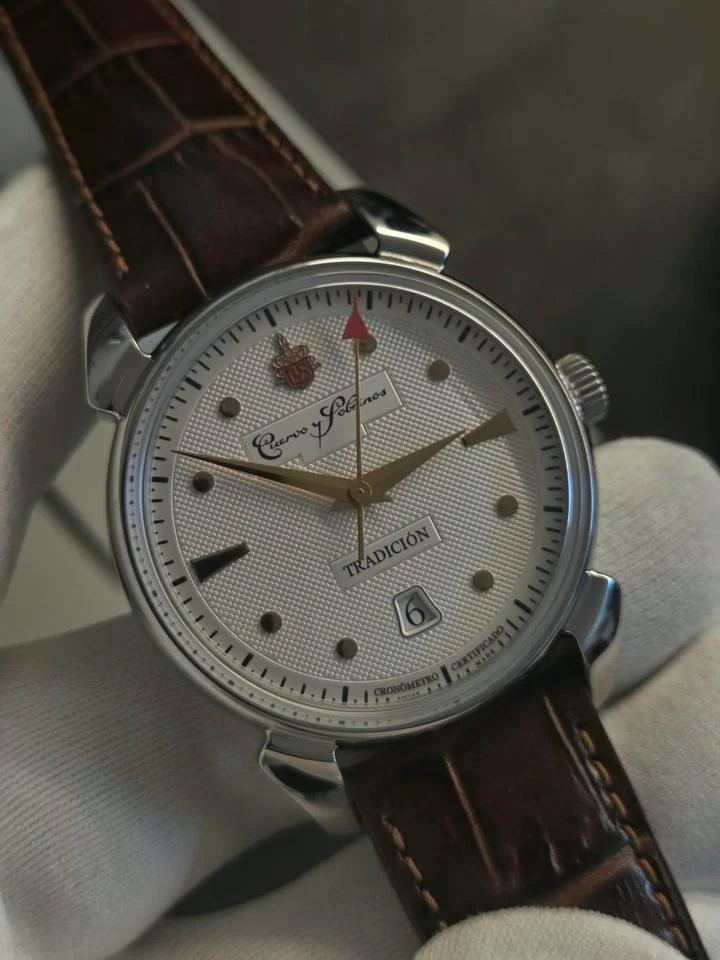 Cuervo y Sobrinos Historiador 3195.1TS