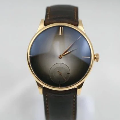H.Moser & Cie. Venturer 2327-0404