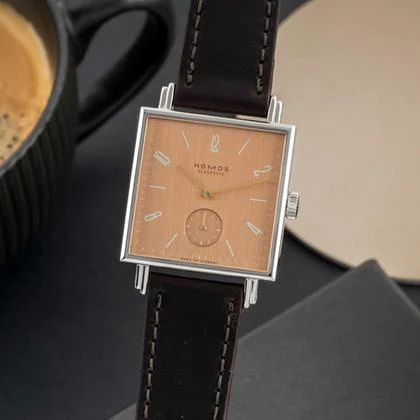 NOMOS Tetra 491