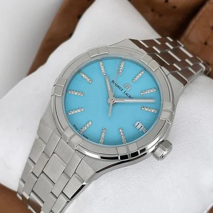 Maurice Lacroix AIKON AI1106-SS002-450-1