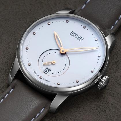 Union Glashütte Seris D018.228.16.011.01