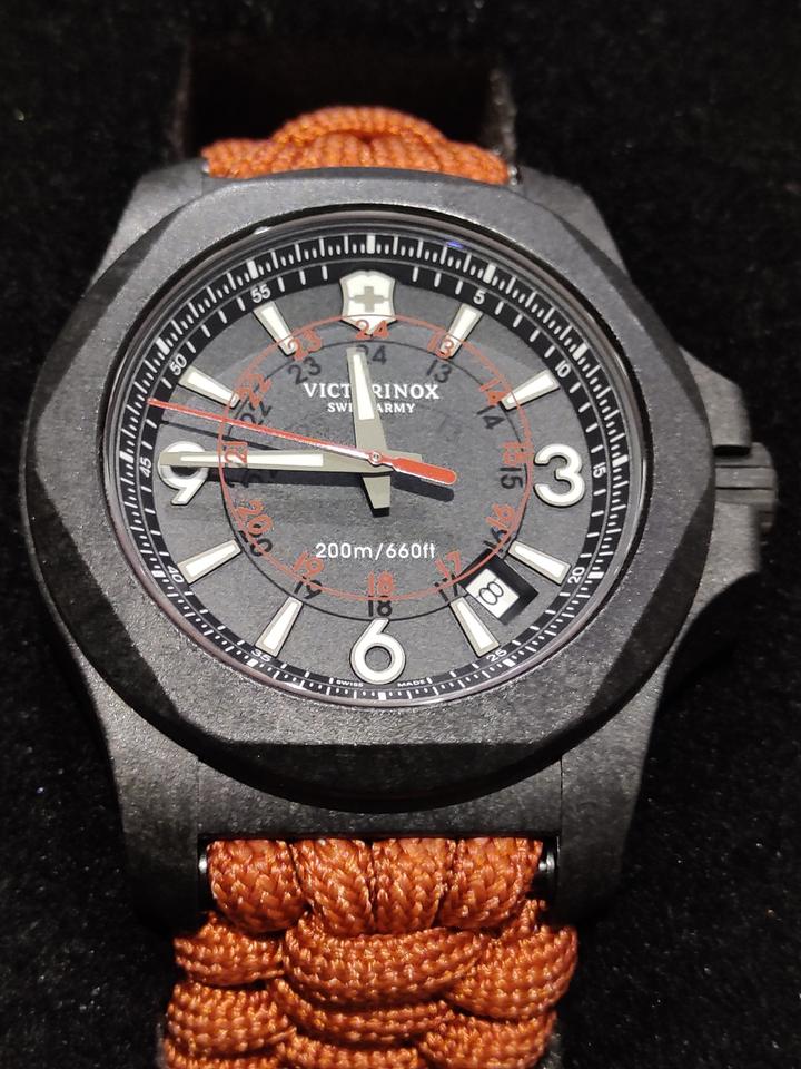 Victorinox Swiss Army I.N.O.X. 241777