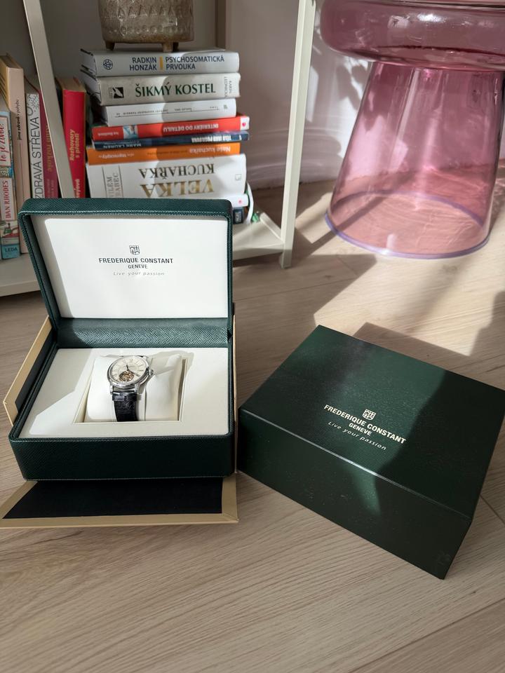 Frederique Constant Manufacture Heart Beat FC-930EM3H6