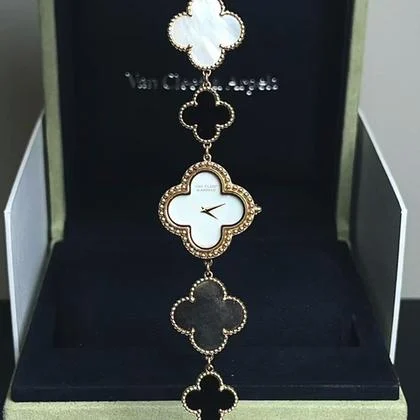 Van Cleef & Arpels Alhambra VCARO40P00