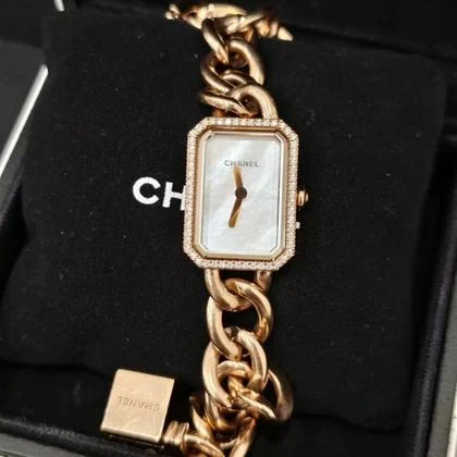 Chanel Première H4411