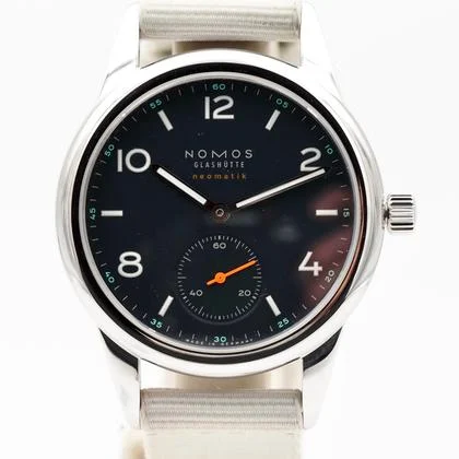 NOMOS Club Neomatik 741