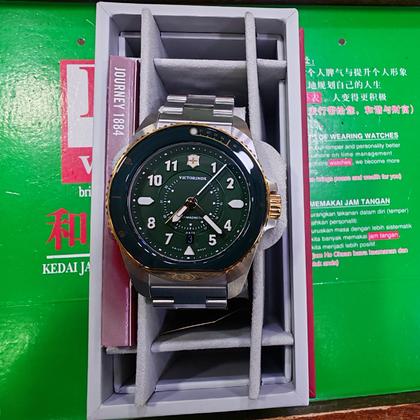 Victorinox Swiss Army 242012
