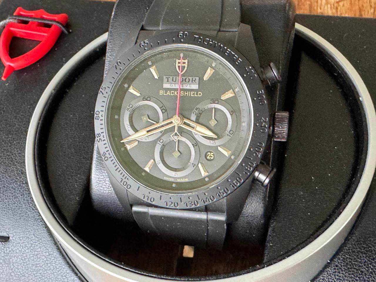 Tudor Fastrider Black Shield 42000CN