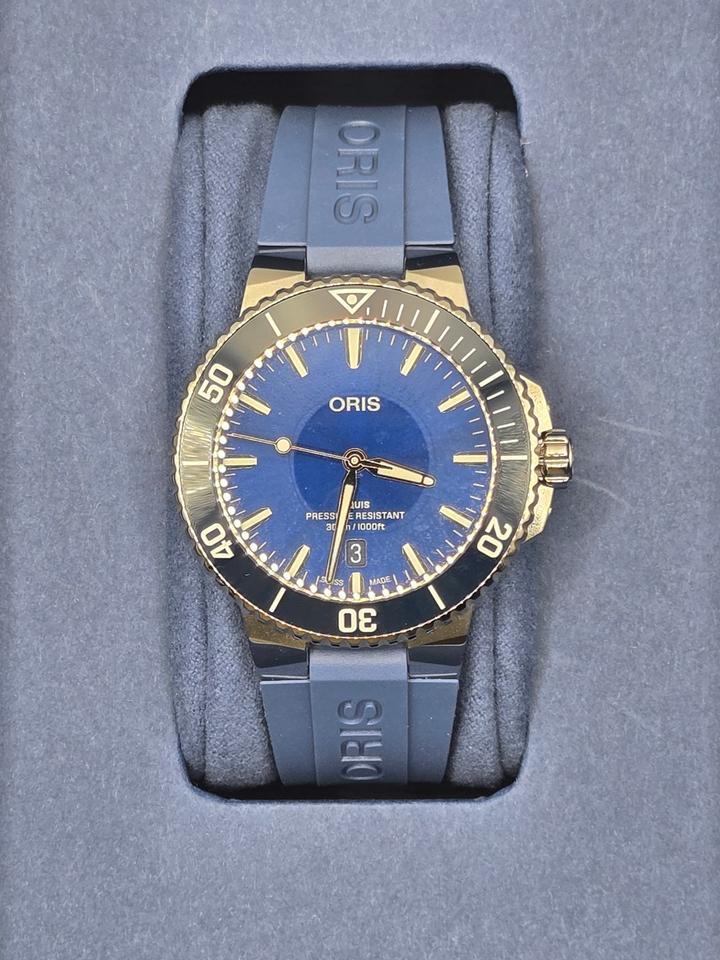 Oris Aquis 01 733 7787 4135-07 4 22 35FC