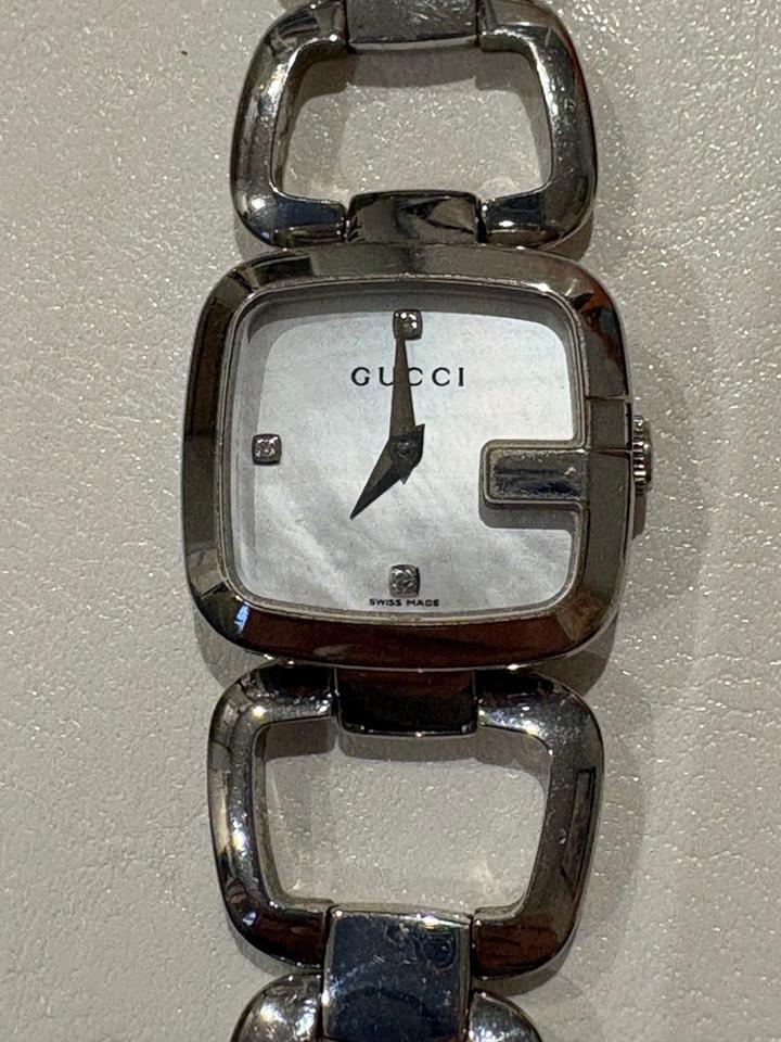 Gucci G-Timeless YA125502