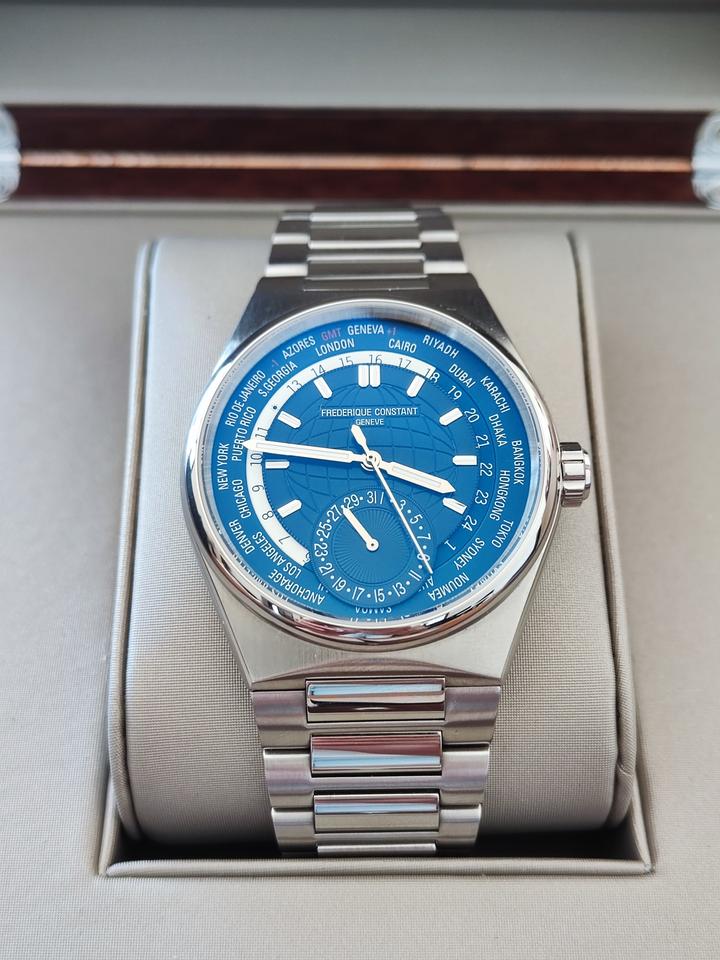 Frederique Constant Manufacture Worldtimer FC-718N4NH6B