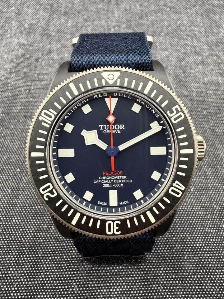 Tudor Pelagos M25707KN-0001