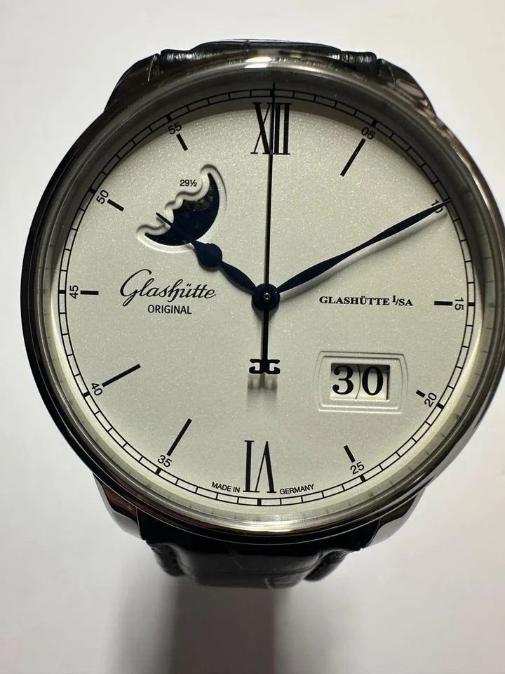 Glashütte Original Senator Excellence 1-36-04-01-02-61