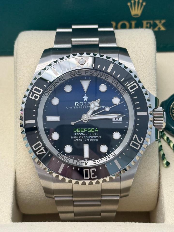 Rolex Sea-Dweller Deepsea 136660