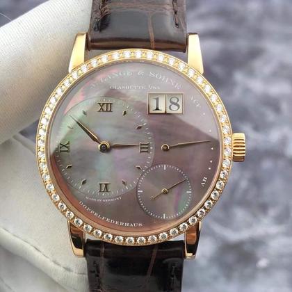 A. Lange & Söhne Little Lange 1 813.043