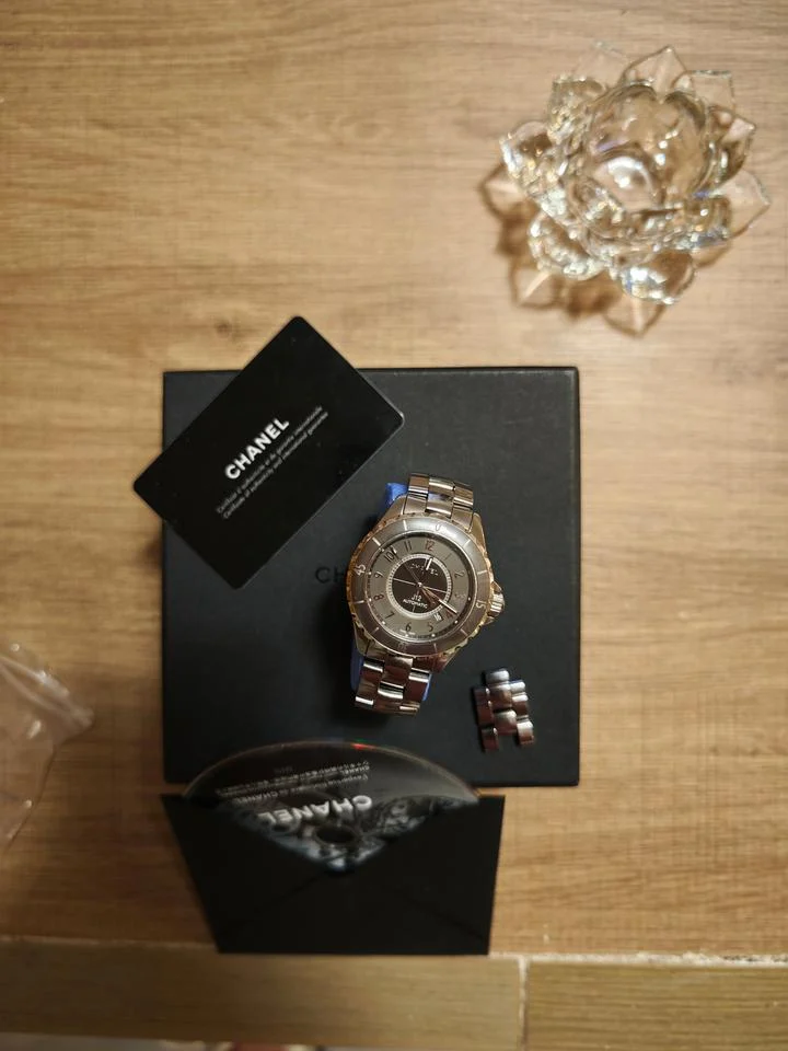 Chanel J12 H2934