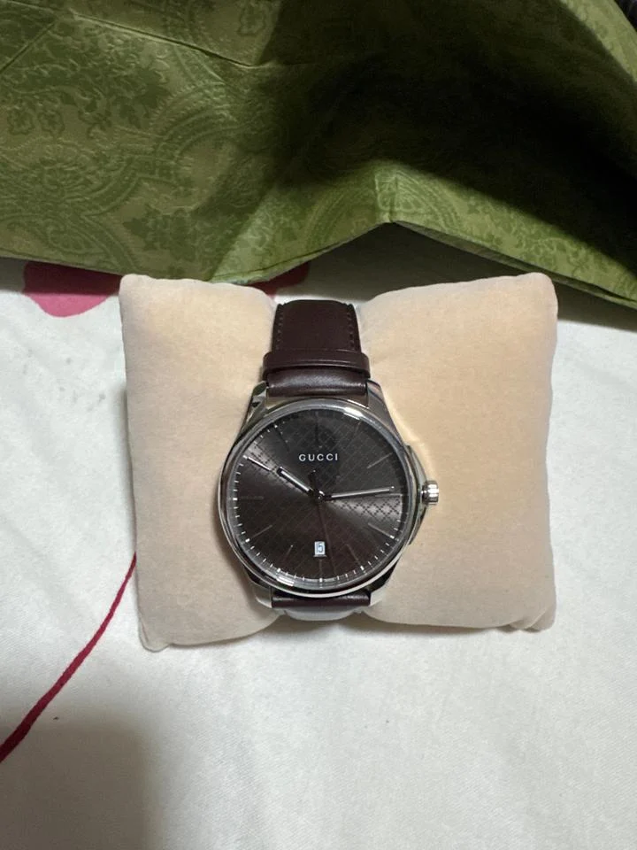 Gucci G-Timeless YA126318