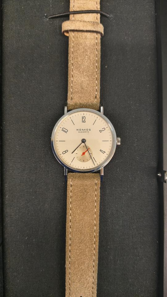 NOMOS Tangente Neomatik 176