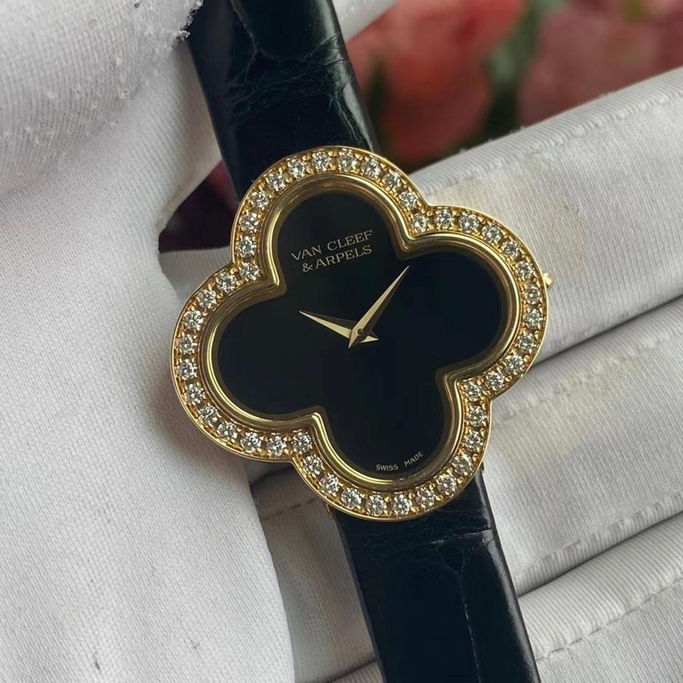 Van Cleef & Arpels Alhambra VCARN5HZ00