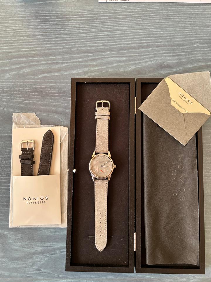 NOMOS Club Campus 727