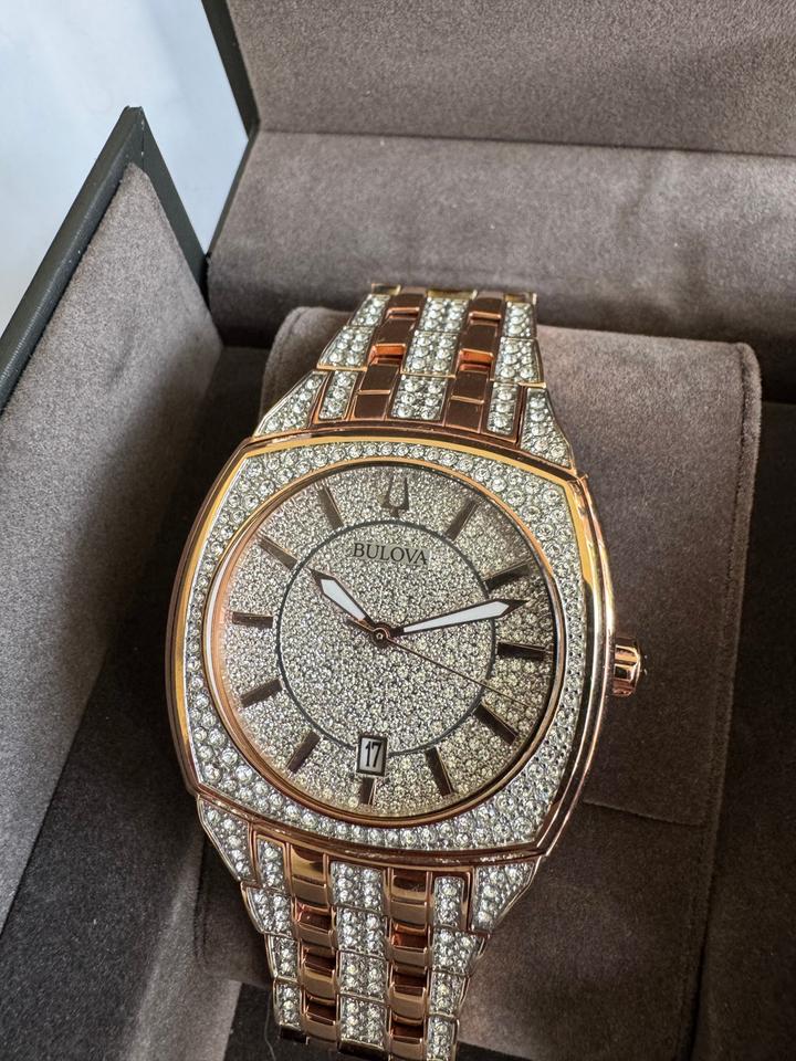 Bulova Crystal 98B323