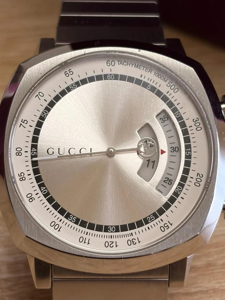Gucci G-Frame YA157302