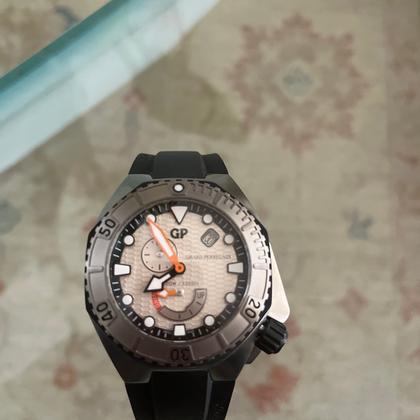 Girard Perregaux Sea Hawk 49960
