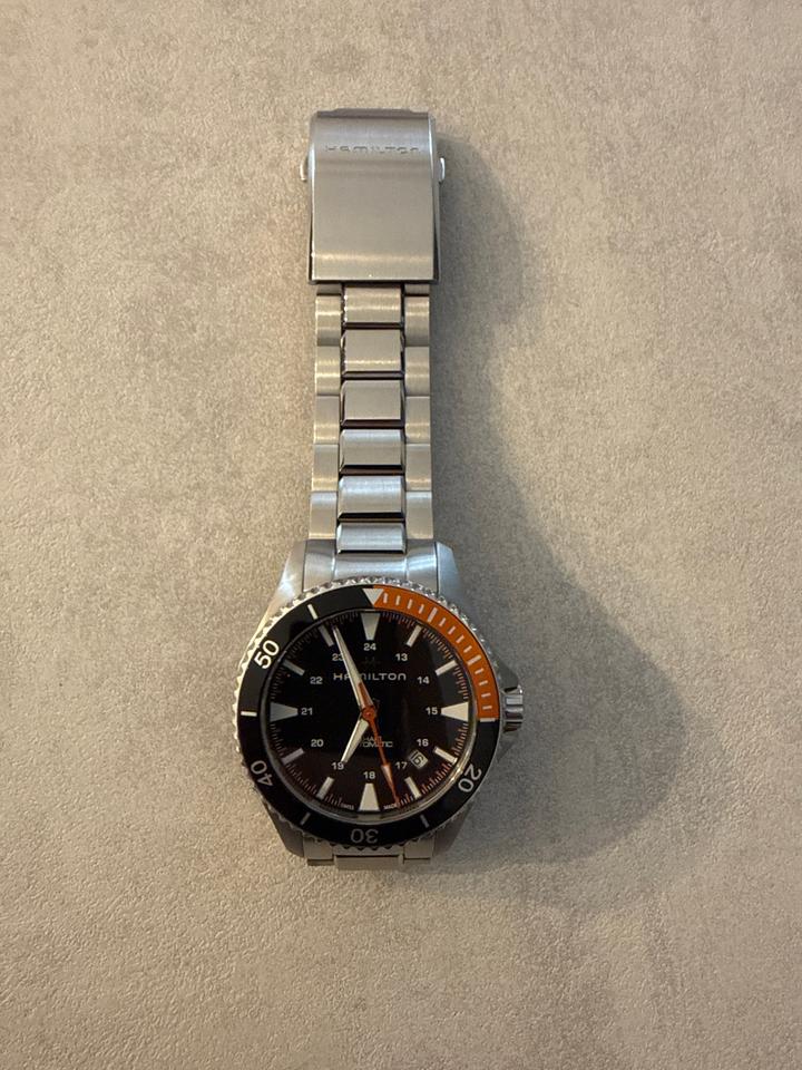Hamilton Khaki Navy Scuba H82305131