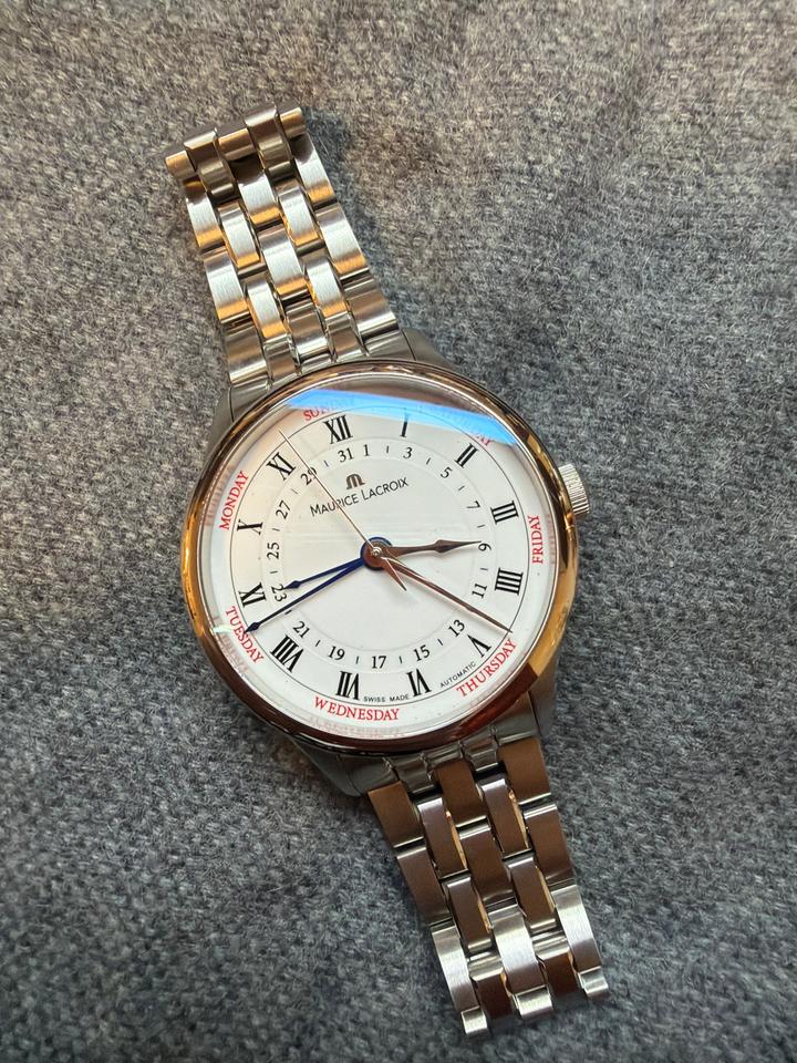 Maurice Lacroix Fiaba FA1084-SS002-420-1
