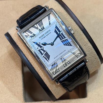 Roger Dubuis Much More M34570