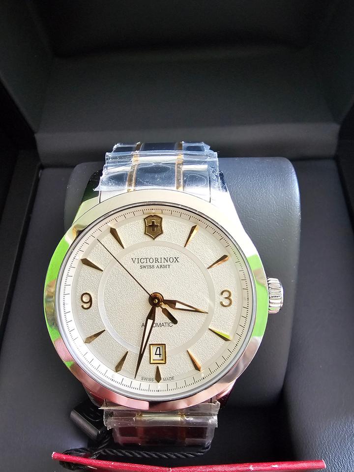 Victorinox Swiss Army Alliance 241874