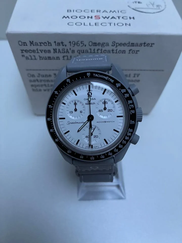 Swatch Moonswatch S033M106